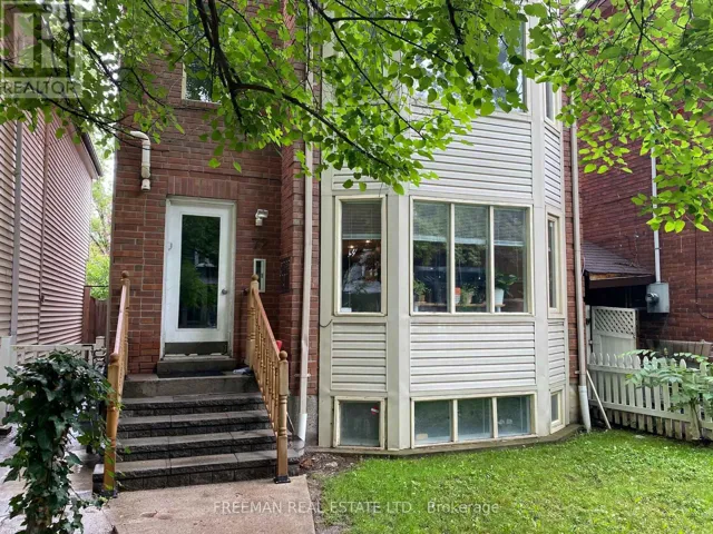 MAIN - 72 VERMONT AVENUE, Toronto (Annex), Ontario M6G1X9