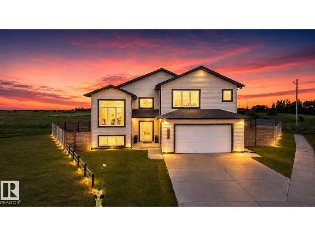4204 55av, Lamont, Alberta T0B2R0