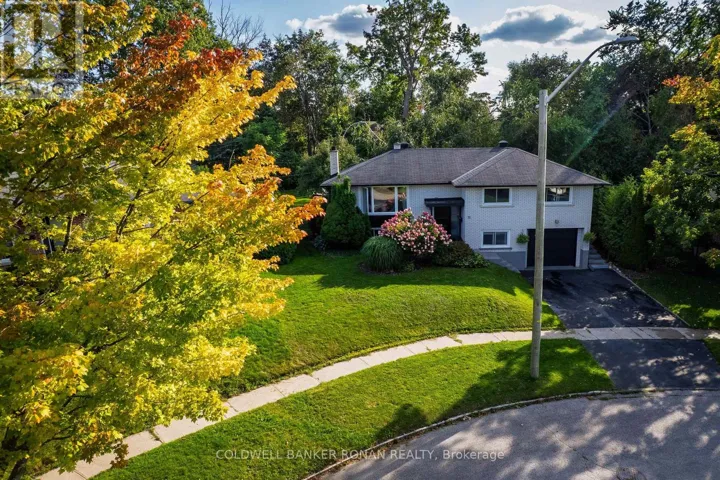 11 PRATT ROAD, Barrie (Wellington), Ontario L4M2K9