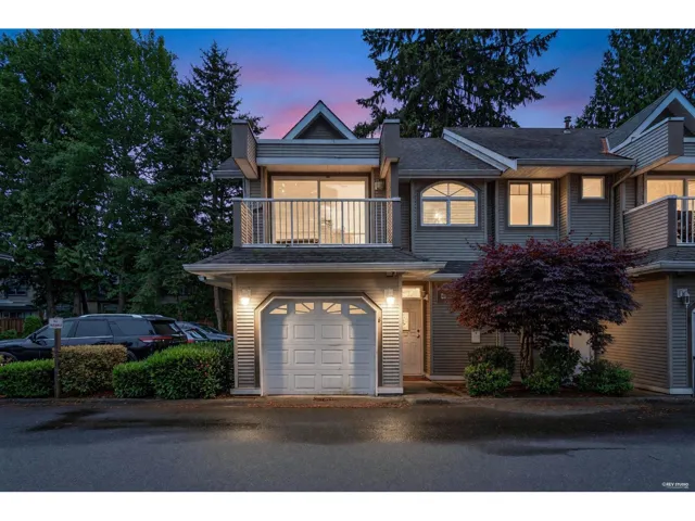 5 8289 121A STREET, Surrey, British Columbia V3W1G6