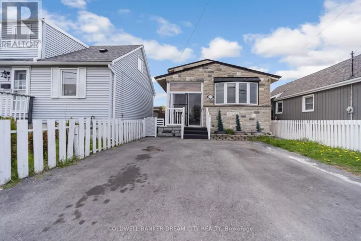 39 REID AVENUE N, Hamilton (McQuesten), Ontario L8H6C9