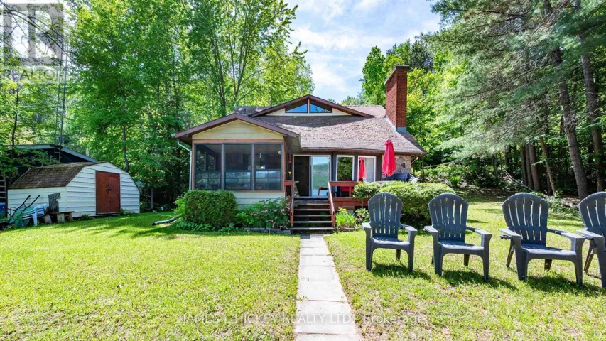 31 BEAVERBROOK LANE, Deep River, Ontario K0J1P0