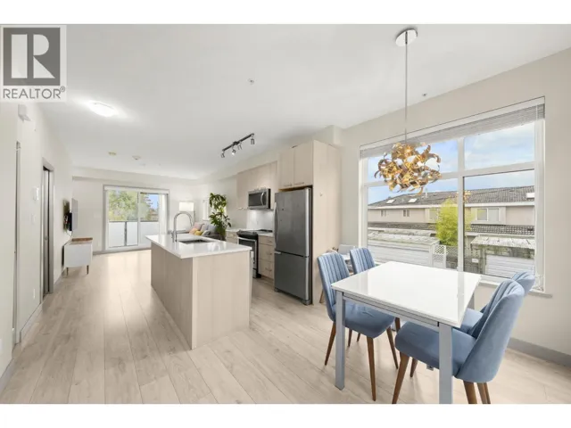 216 7001 ROYAL OAK AVENUE, Burnaby, British Columbia V5J0H2