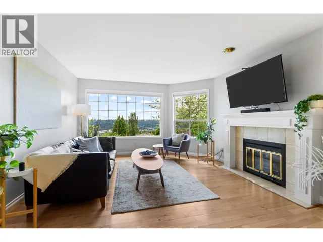 84 RAVINE DRIVE, Port Moody, British Columbia V3H4T8