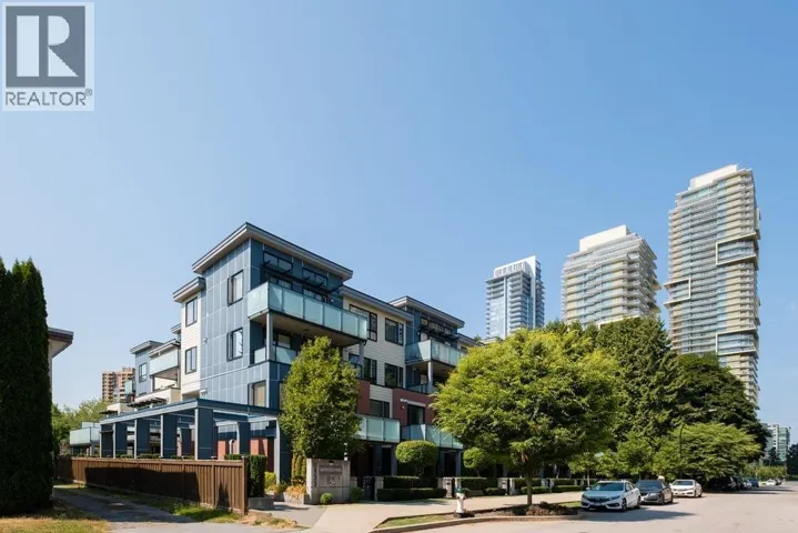 213 6533 MACKAY AVENUE, Burnaby, British Columbia V5H2W8