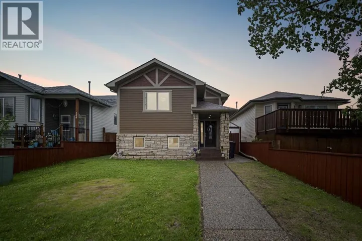 280 Diefenbaker Drive, Fort McMurray, Alberta T9K2J9