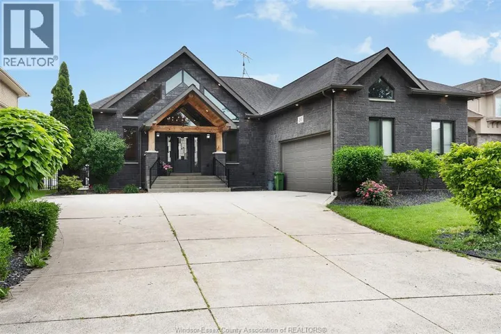 263 RUSSEL WOODS DRIVE, Lakeshore, Ontario N8N4K6