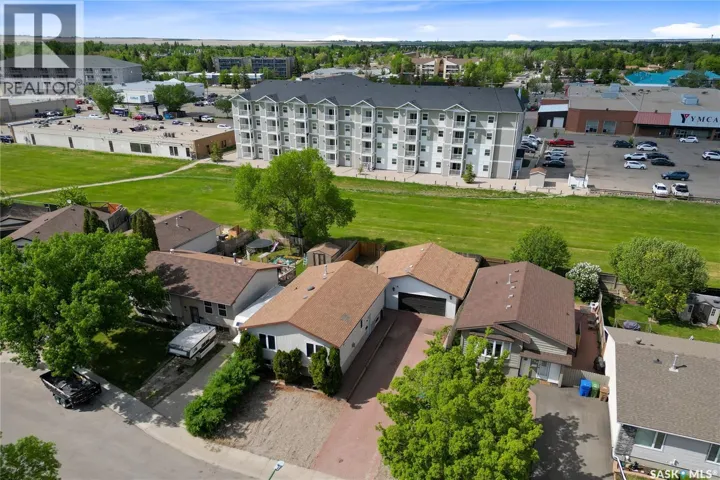 986 Rowell CRESCENT N, Regina, Saskatchewan S4X2A6