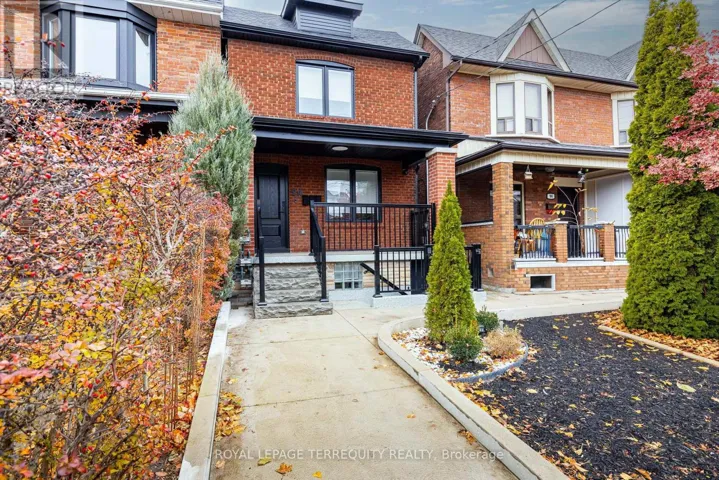 3 - 94 EARLSCOURT AVENUE, Toronto (Corso Italia-Davenport), Ontario M6E4A9