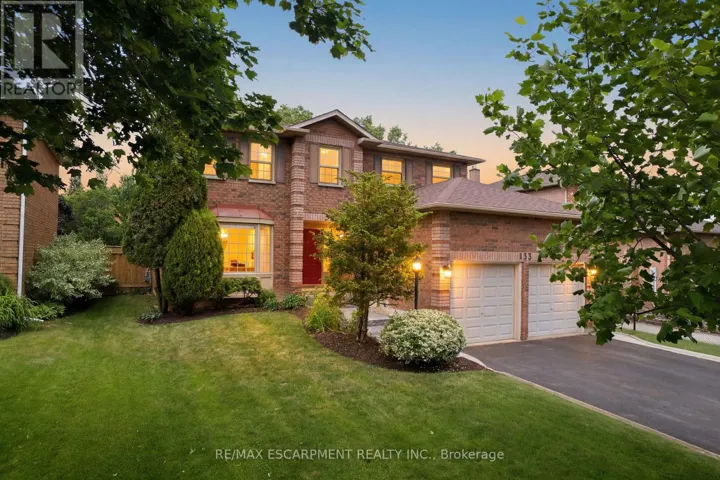 133 WARNER DRIVE, Oakville (BR Bronte), Ontario L6L6G7