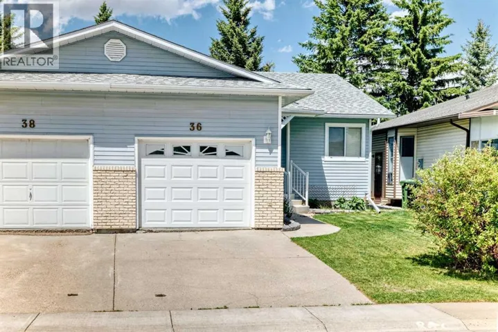 36 Woodside Close NW, Airdrie, Alberta T4B2C8