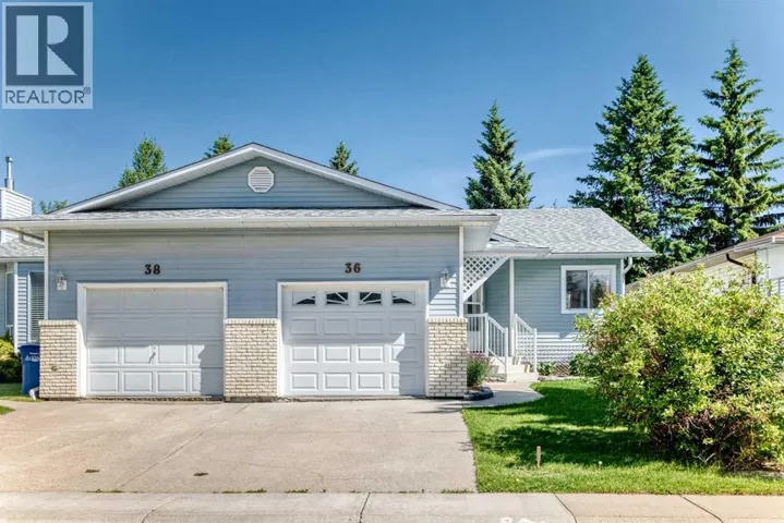 36 Woodside Close NW, Airdrie, Alberta T4B2C8