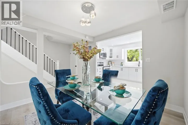 121 CENTENNIAL Road Unit# 21, Toronto, Ontario M1C1Z7