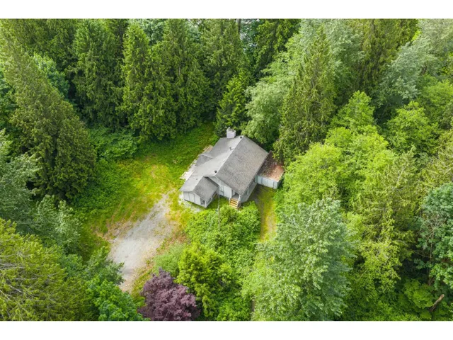 9232 FARRINGTON STREET, Mission, British Columbia V4S1J6