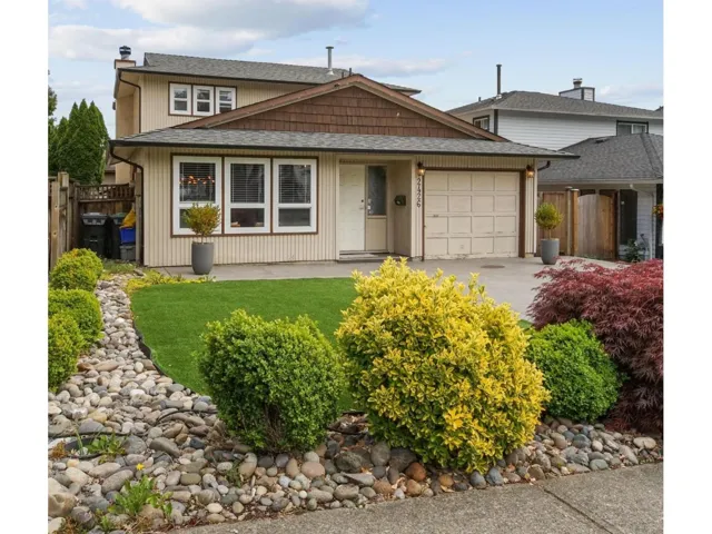 2426 WAYBURNE CRESCENT, Langley, British Columbia V2Y1B7