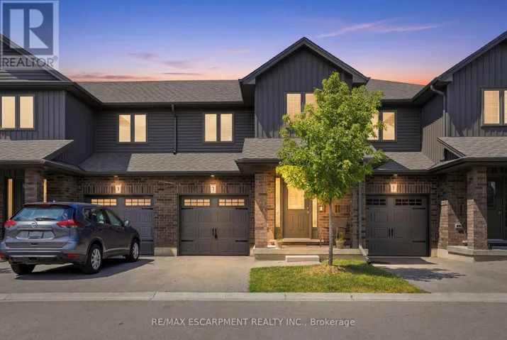 2 - 29 SCHUYLER STREET, Brant (Paris), Ontario N3L0J2