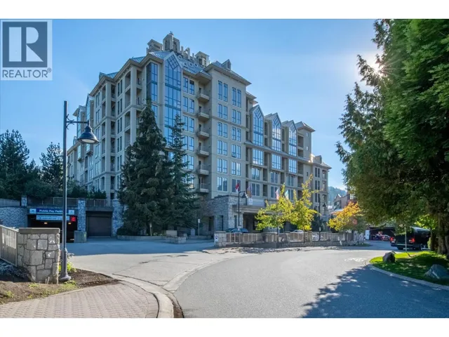 702 4320 SUNDIAL CRESCENT, Whistler, British Columbia V8E1G6
