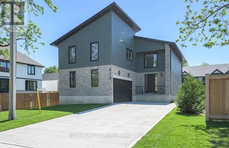 619 LIONS PARK DRIVE, Strathroy-Caradoc (Mount Brydges), Ontario N0L1W0