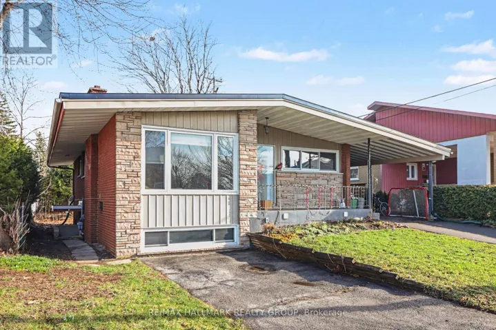 2 - 303 LAVERGNE STREET, Ottawa, Ontario K1L5E2