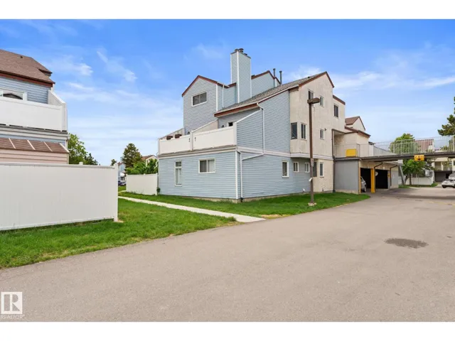 45 LANCASTER TC NW, Edmonton, Alberta T5X5S3