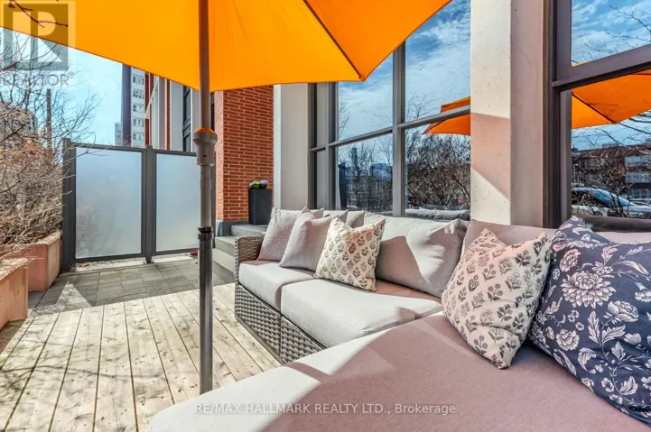 126 ST DAVID STREET, Toronto (Regent Park), Ontario M5A0C2