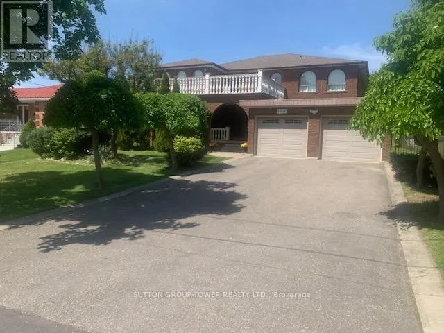 8408 ISLINGTON AVENUE, Vaughan (Islington Woods), Ontario L4L1X2