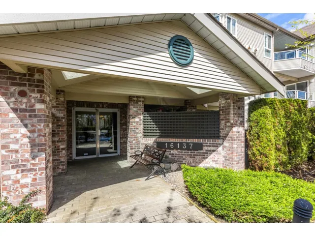 307 16137 83 AVENUE, Surrey, British Columbia V4N0N1