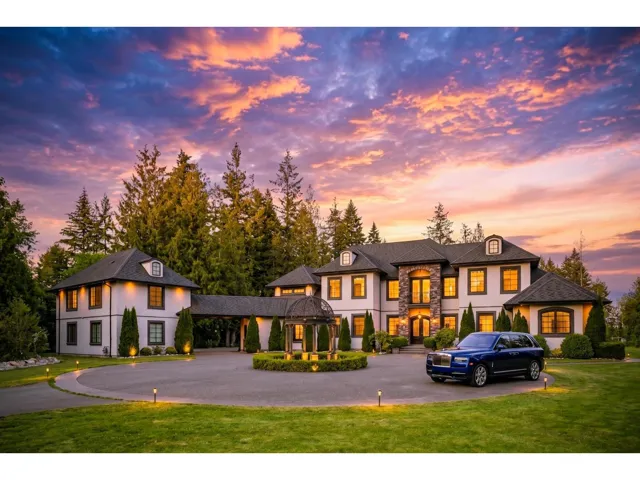 3356 210 STREET, Langley, British Columbia V2Z2E5