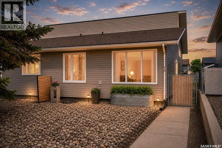 43 Arlington AVENUE, Moose Jaw, Saskatchewan S6K1B2