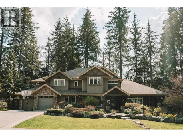 30 BIRCH WYND, Port Moody, British Columbia V3H4Y5