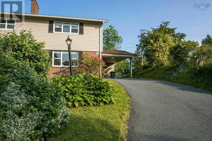 36 Simcoe Place, Halifax, Nova Scotia B3M1H3