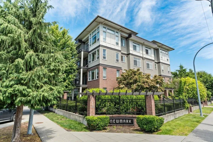 218 9422 VICTOR STREET, Chilliwack Proper East, Chilliwack, British Columbia V2P0B8