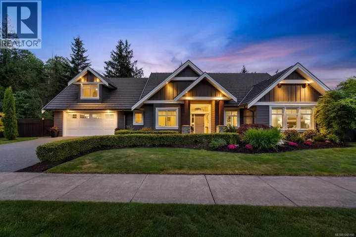 2241 Sussex Pl, Courtenay, British Columbia V9N0E3