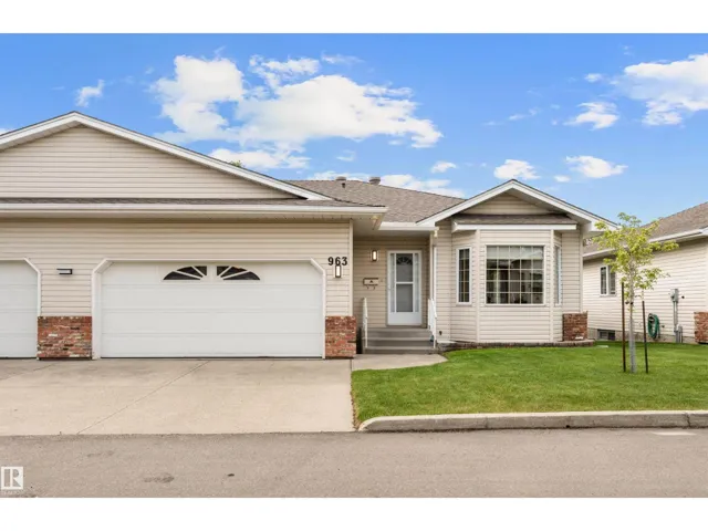 963 YOUVILLE DR W NW, Edmonton, Alberta T6L6T2