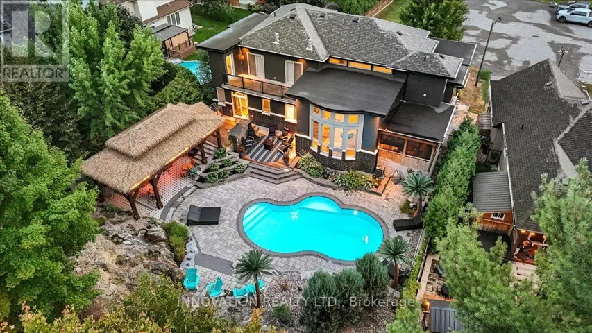 332 CARP HIGHLANDS COURT, Ottawa, Ontario K0A1L0
