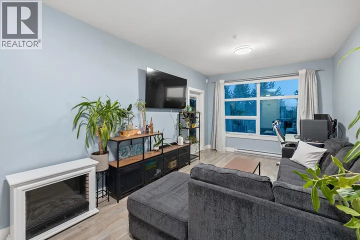 306 22577 ROYAL CRESCENT, Maple Ridge, British Columbia V2X2M2