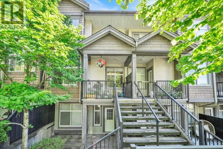 207 7333 16TH AVENUE, Burnaby, British Columbia V3N0A8