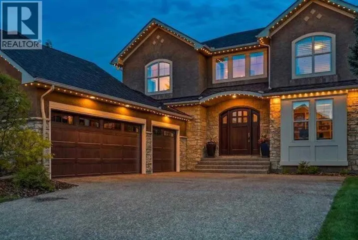 74 Discovery Ridge Heights SW, Calgary, Alberta T3H5S9