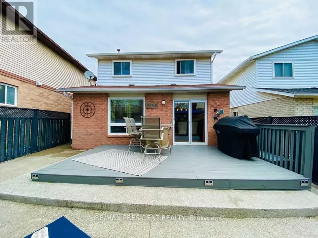 2563 WHITTAKER DRIVE, Burlington (Brant Hills), Ontario L7P4R1