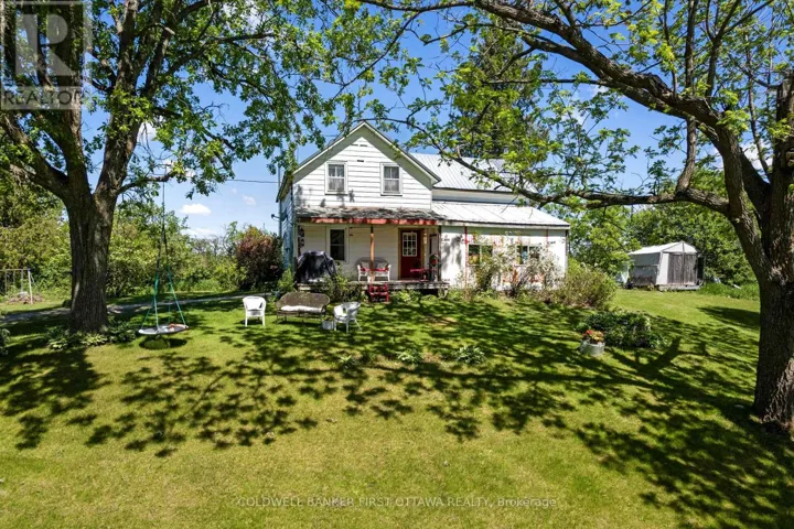 400 BUTTERMILK HILL ROAD, Drummond/North Elmsley, Ontario K7H3C3