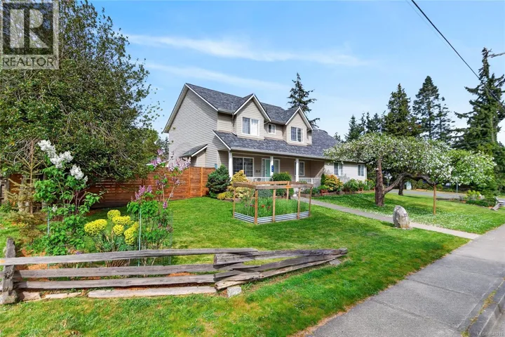359 Pritchard Rd, Comox, British Columbia V9M2Y8