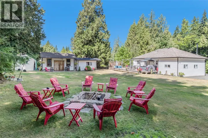 5090 Gainsberg Rd, Bowser, British Columbia V0R1G0