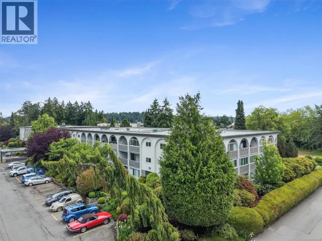 205 2040 White Birch Rd, Sidney, British Columbia V8L2R1