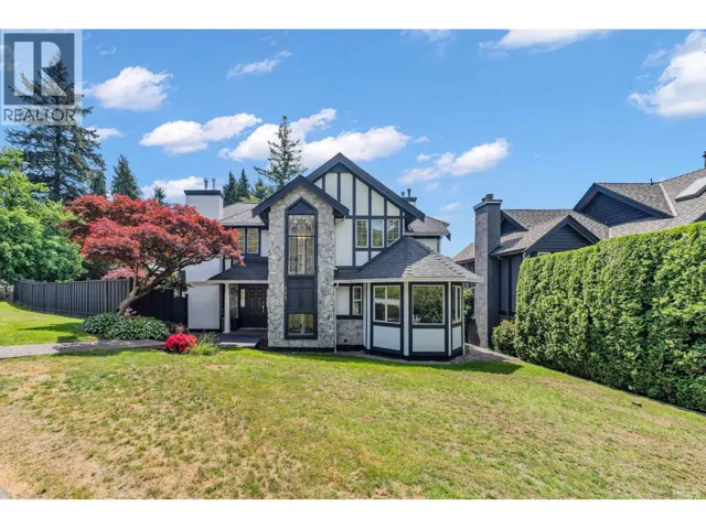 111 SANDRINGHAM CRESCENT, North Vancouver, British Columbia V7N4E9