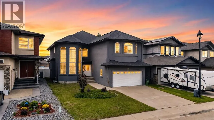 647 Fraser Vista NW, Edmonton, Alberta T5Y0V4