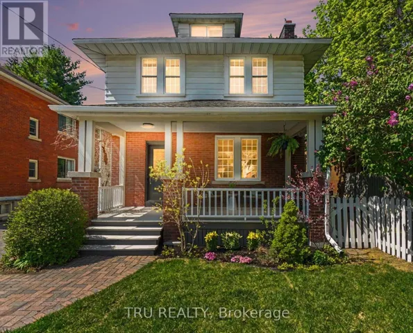 5 GROVE AVENUE, Ottawa, Ontario K1S3A5