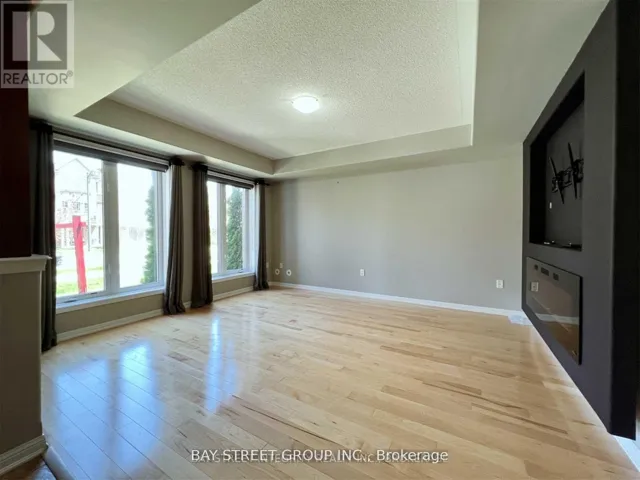 656 HOLLY AVENUE, Milton (CO Coates), Ontario L9T0G3