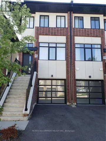 15 MUHOLLARD LANE, Hamilton (Ancaster), Ontario L9G3K9