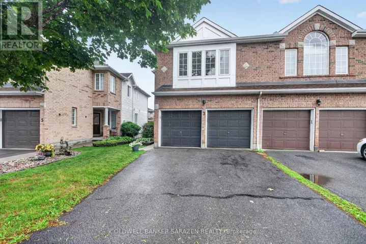3 CASTLE GLEN CRESCENT, Ottawa, Ontario K2L4G9