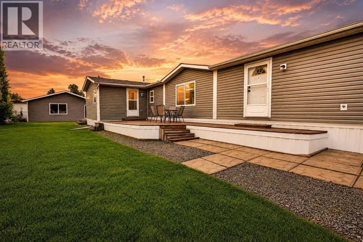 411 5 Street NW, Sundre, Alberta T0M1X0